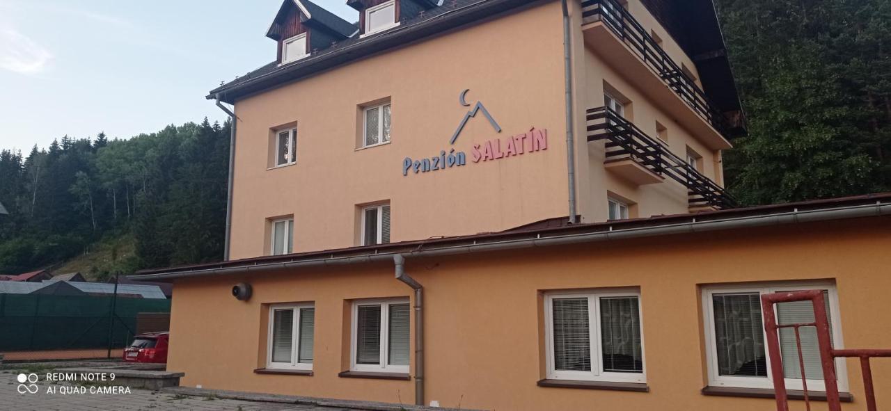 Hotel Salatin Rużomberk Zewnętrze zdjęcie
